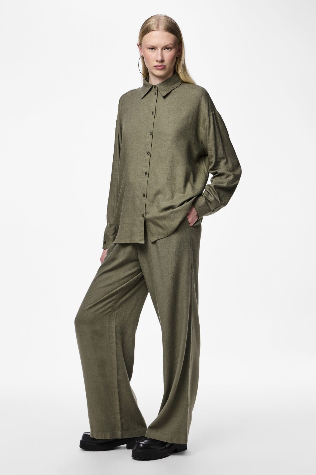 Pieces - Pcpia Ls Loose Shirt - 4476662 Deep Lichen Green Online
