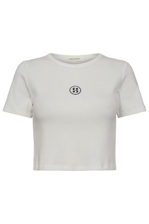 Sofie Schnoor - S242445 T-Shirt - White Alyssum