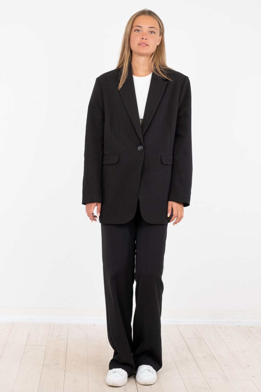 Neo Noir - Fisher Suit Blazer - Black
