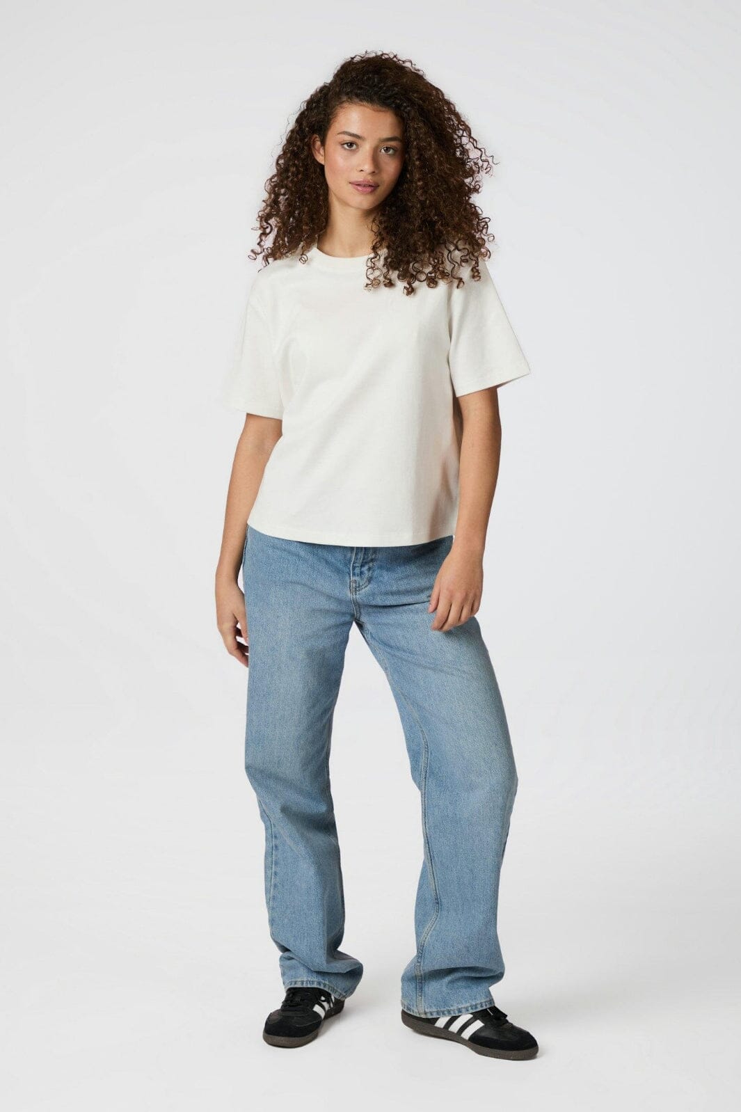 forudbestilling-neo-noir-malin-solid-tee-164634-120-white_3.jpg Forudbestilling - Neo Noir - Malin Solid Tee 164634 - 120 - White