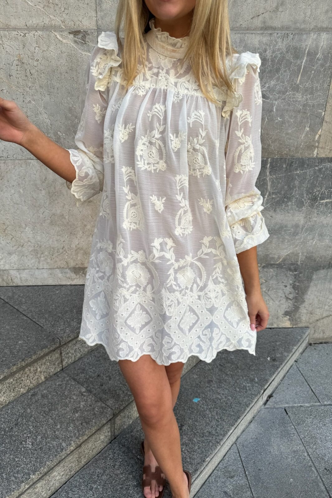 Forudbestilling - BYIC - Ellinoric Lace Dress - vw Vintage White