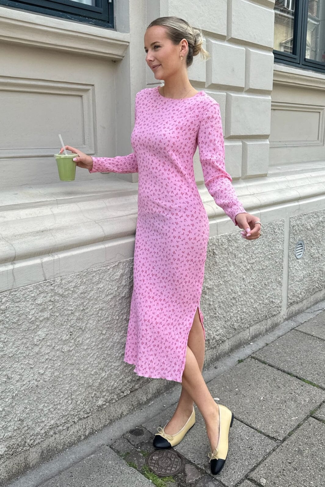 Forudbestilling - BYIC - Odaic Dress - ptb Pink Tiny Blossom