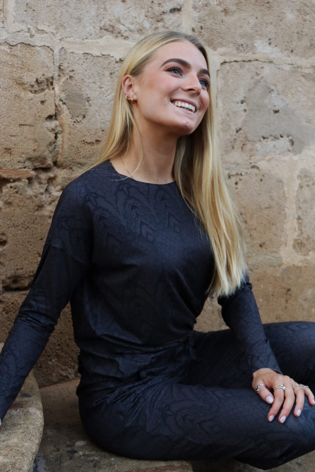 liberte-alma-ls-top-9504-dark-grey-lala_1.jpg Liberte - Alma-Ls-Top 9504 - Dark Grey Lala