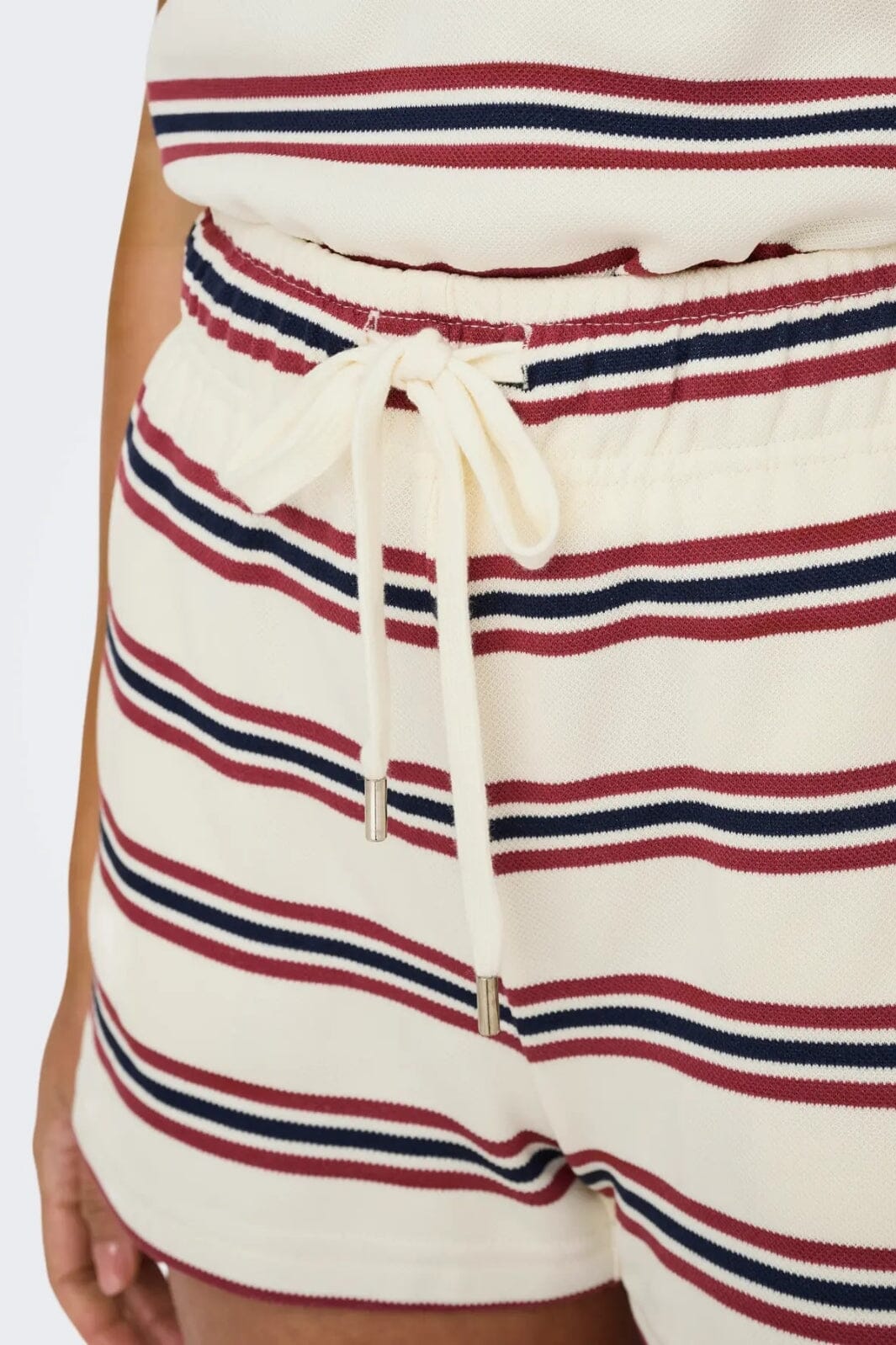 only-onlevie-shorts-4793080-antique-white-navy-blazerruby-wine_3.jpg Only - Onlevie Shorts - 4793080 Antique White Navy Blazer+Ruby Wine Online Hot Salg