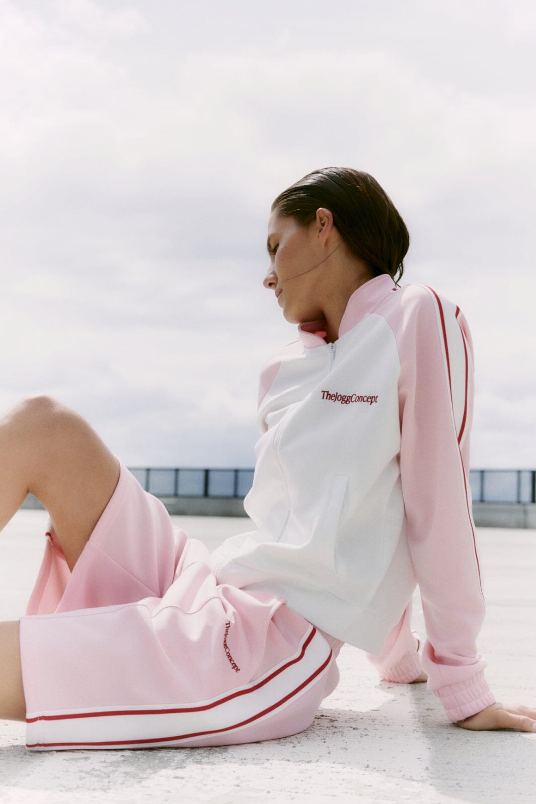 the-jogg-concept-jcsima-bomber-jacket-204122-almond-blossom-mix_3.jpg The Jogg Concept - Jcsima Bomber Jacket - 204122 Almond Blossom Mix