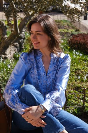Neo Noir - Massima Paisley Border Blouse 160960 - 145 - Light Blue