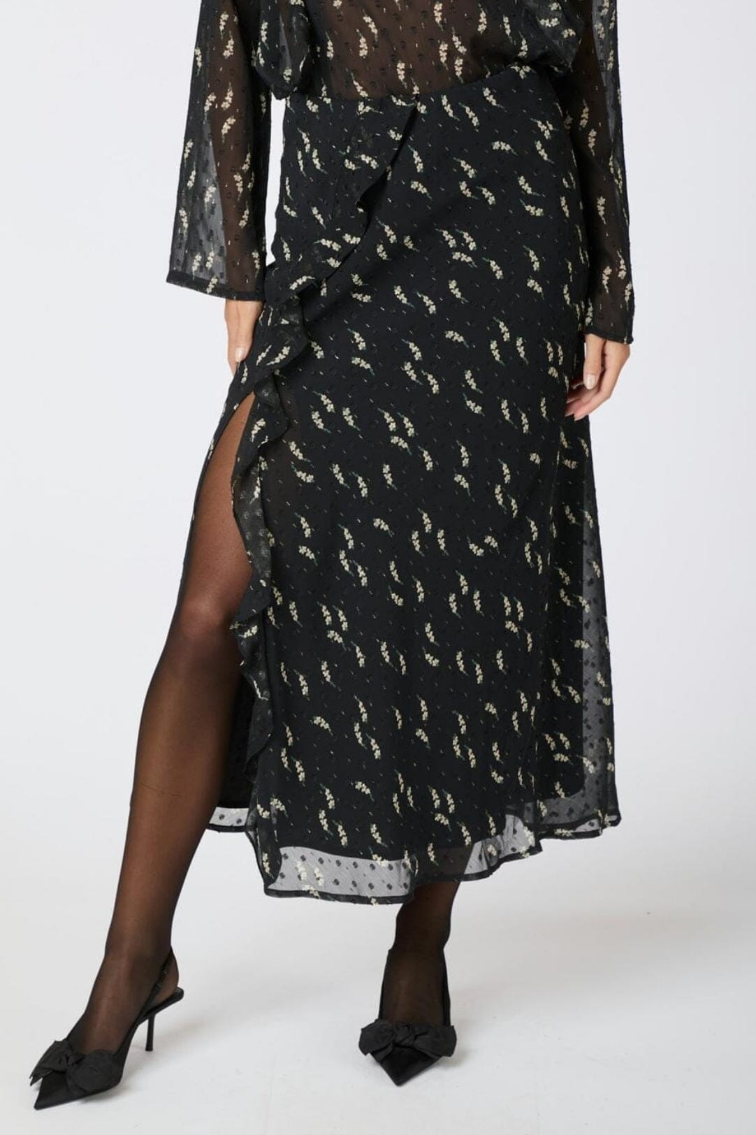 Neo Noir - Vinza Flower Branch Skirt - Black