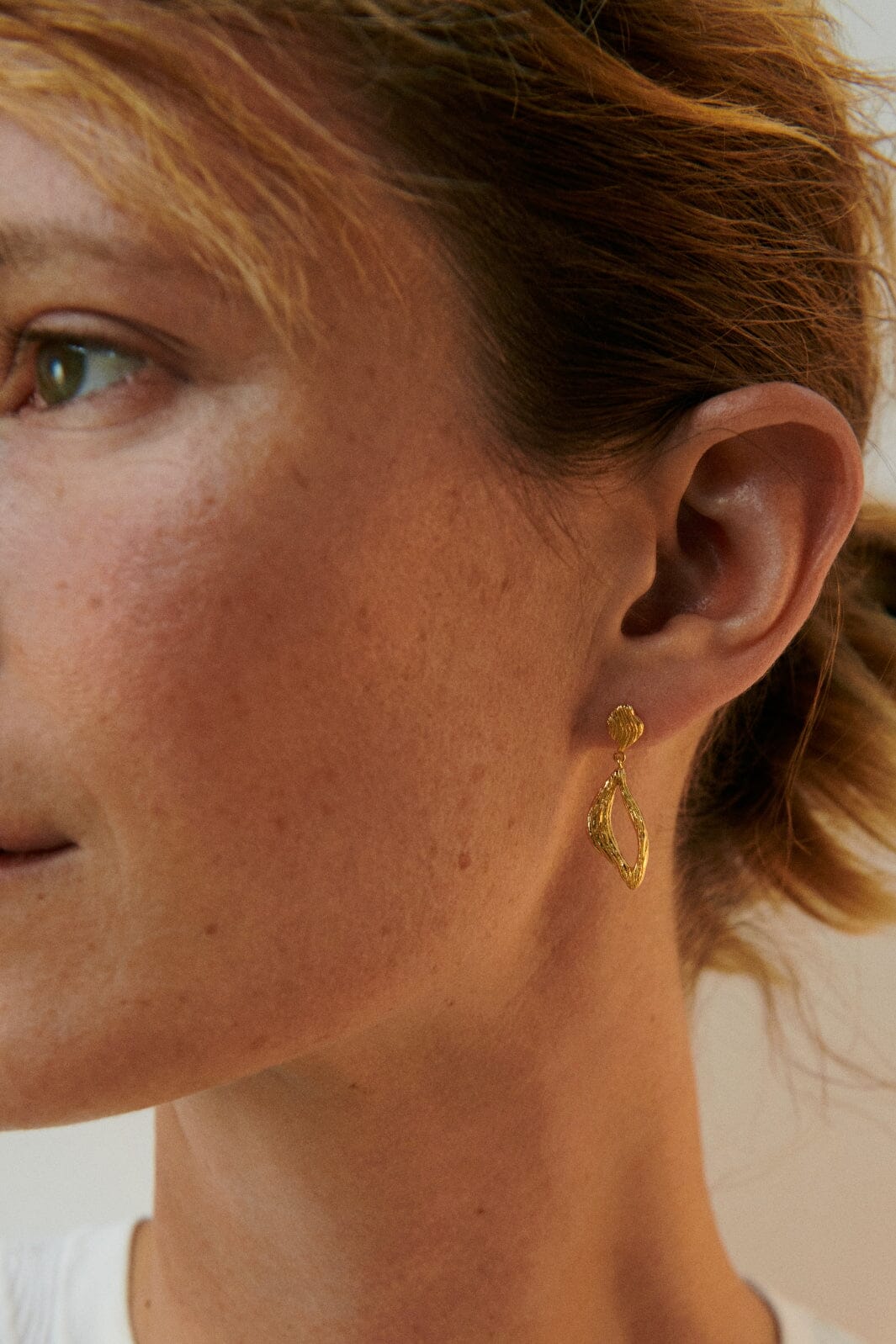 Pernille Corydon Jewellery - Flowing Dreams Earrings - Golden