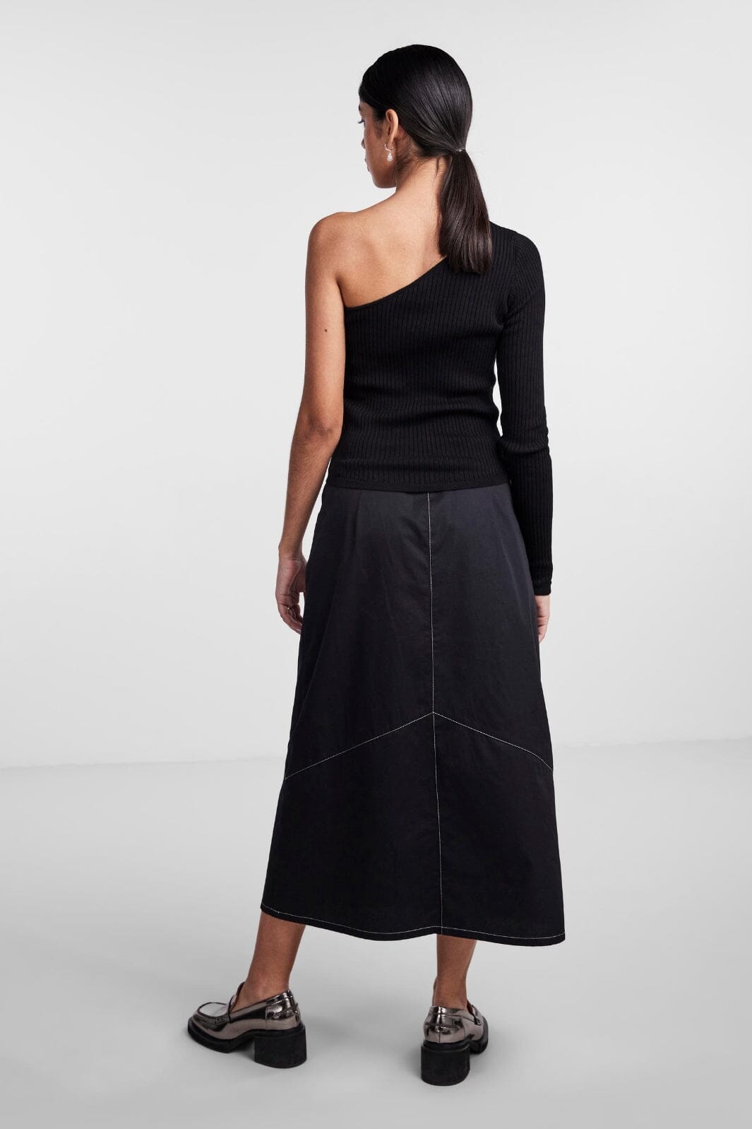 Pieces - Pcmandy One Shoulder Knit Top Dmo - Black Online salg