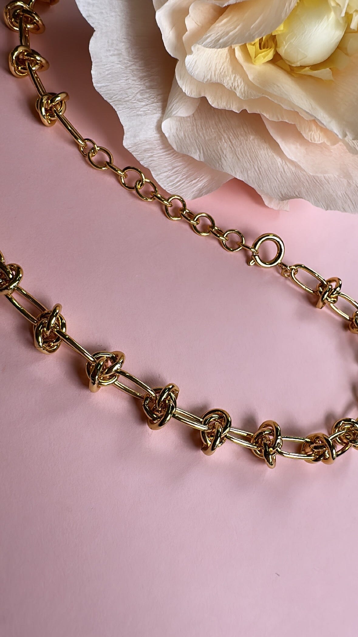mellow-moon-knot-rustic-necklace-forgyldt_1.jpg Mellow Moon - Knot Rustic Necklace - Forgyldt Udsalg