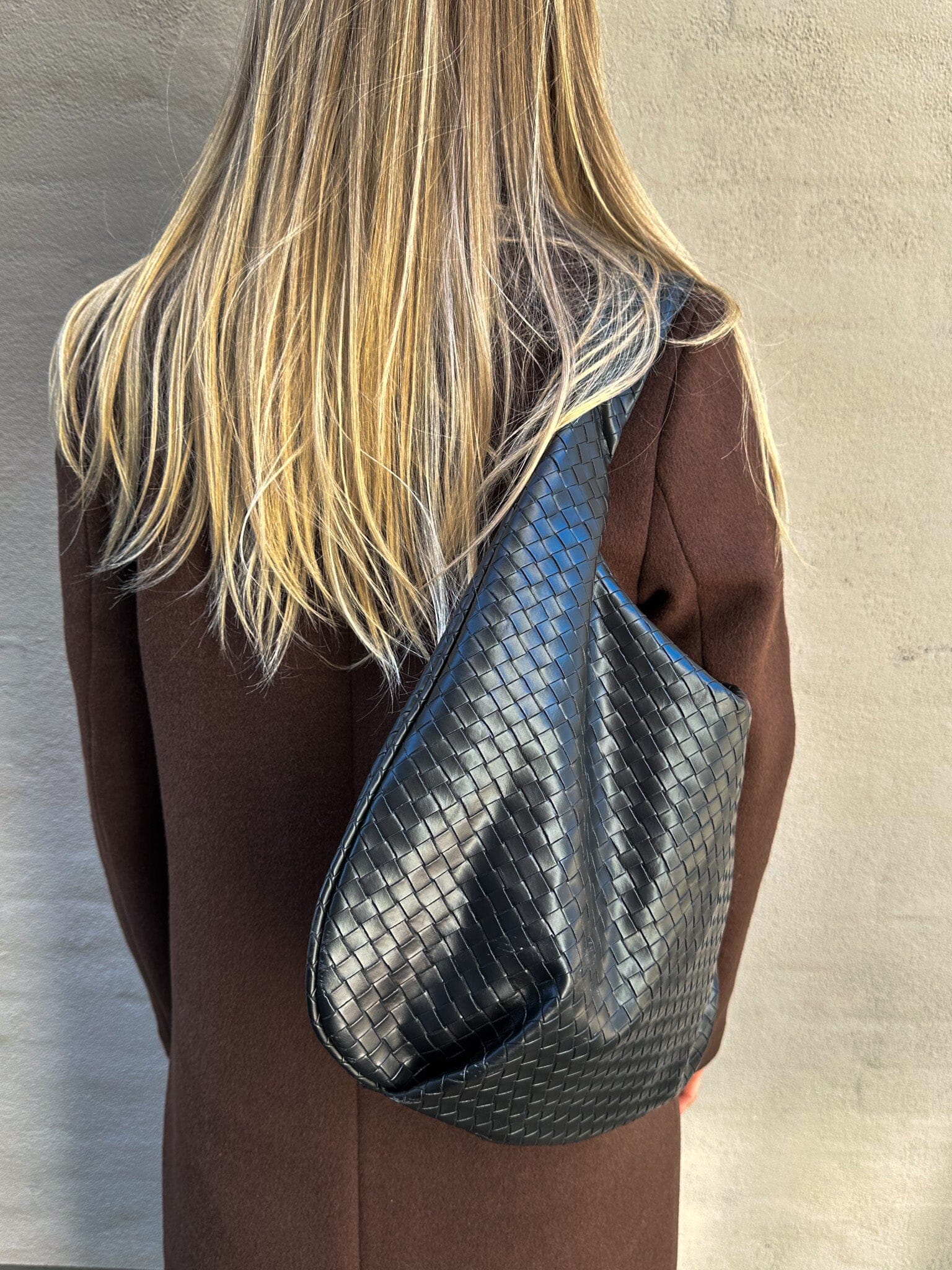 Noella - Peony Hobo Bag - 004 Black
