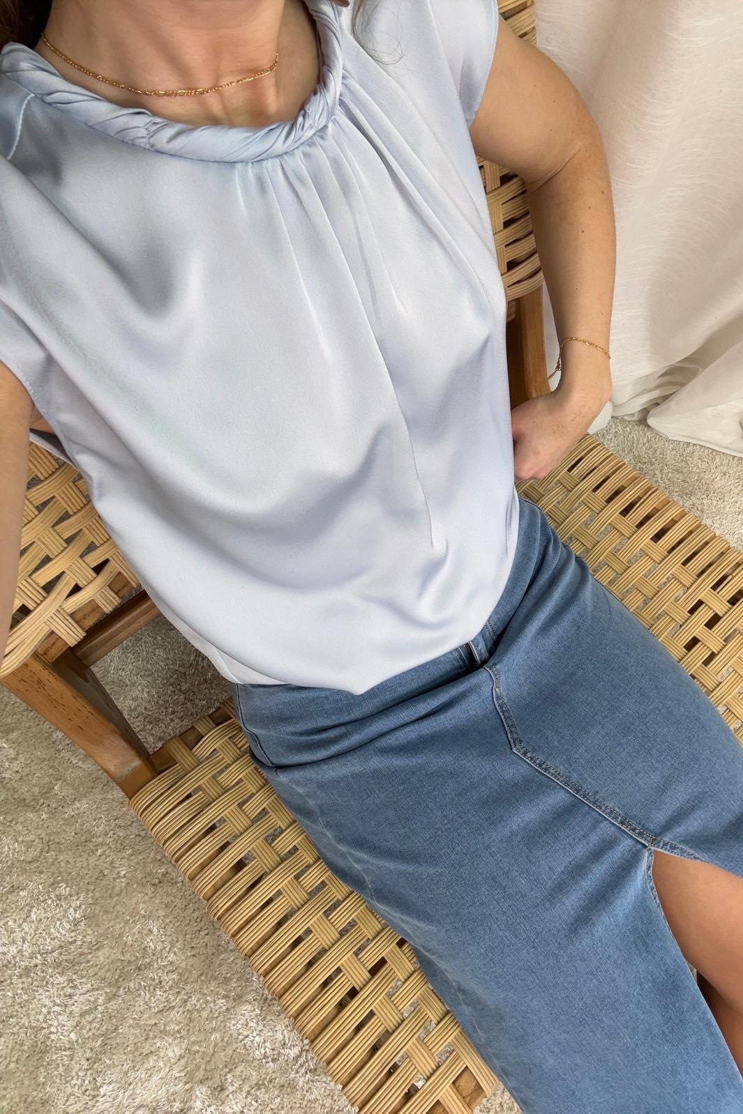 A-bee - Ebba H - Light Blue Online