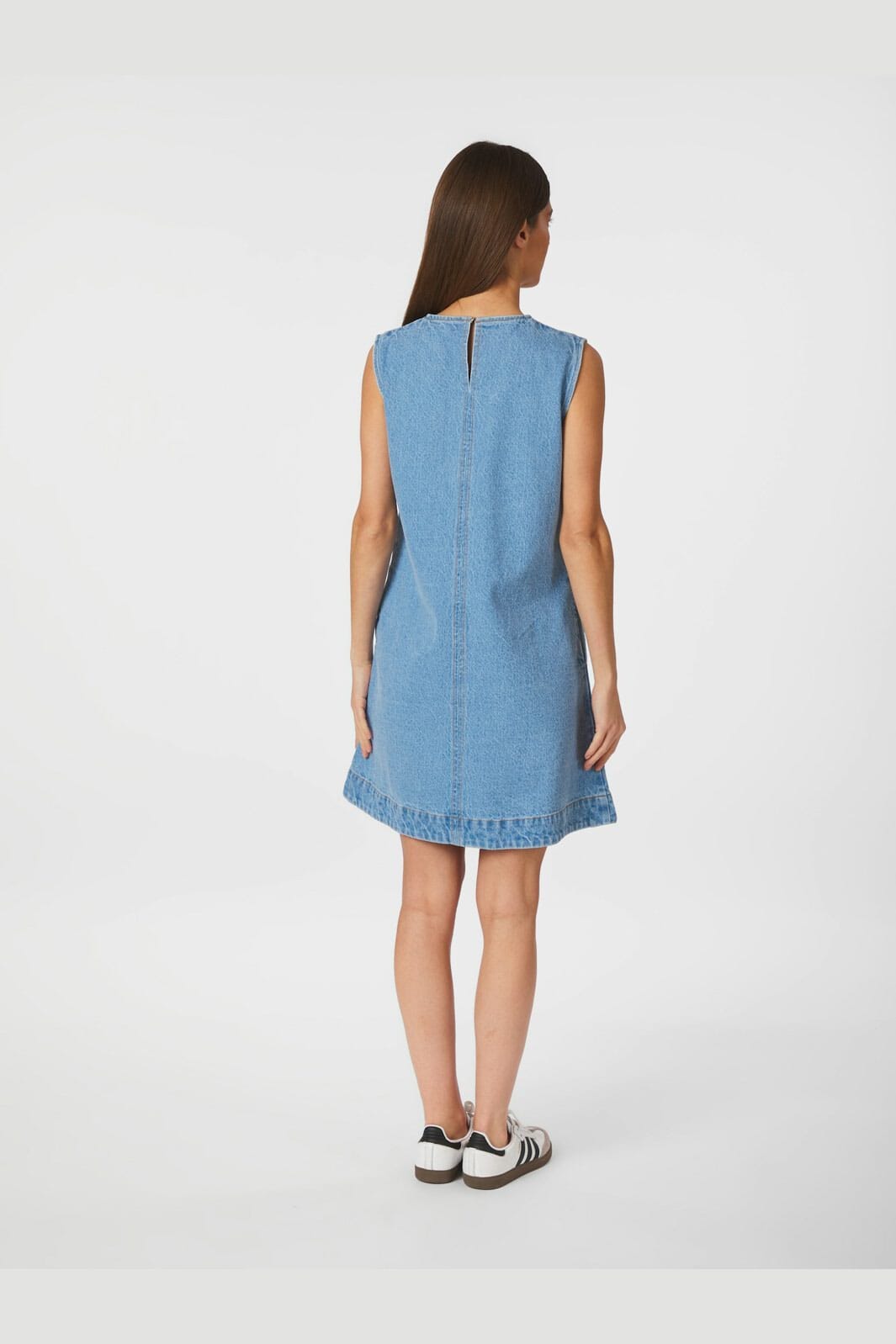 Forudbestilling - Neo Noir - Livo Denim Dress 165706 - 145 - Light Blue