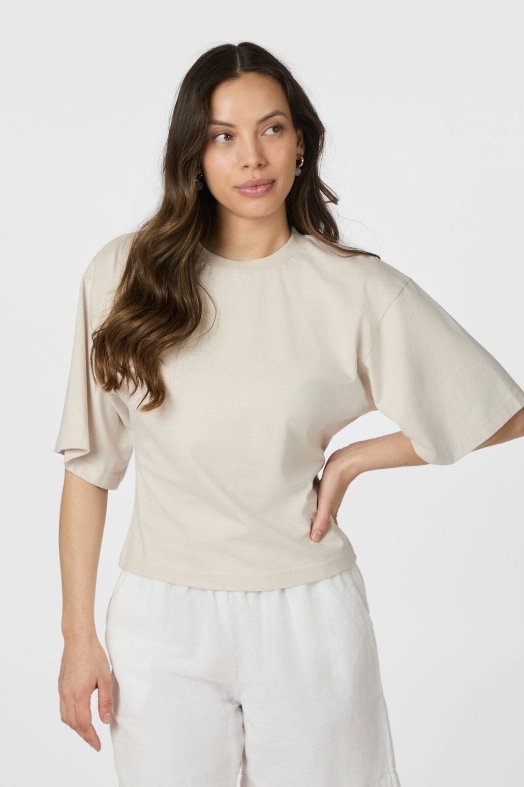 Forudbestilling - Neo Noir - Asha Boxy Tee 164418 - 124 - Ivory