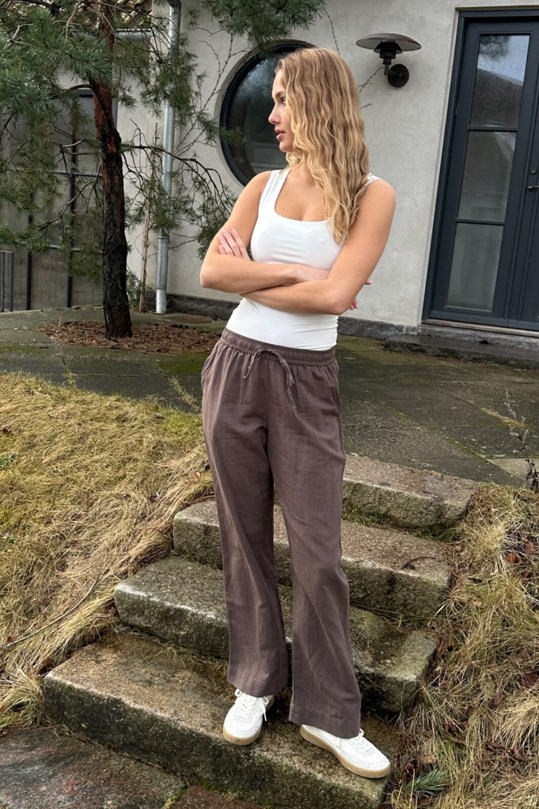 Neo Noir - Sonar Linen Pants - Brown