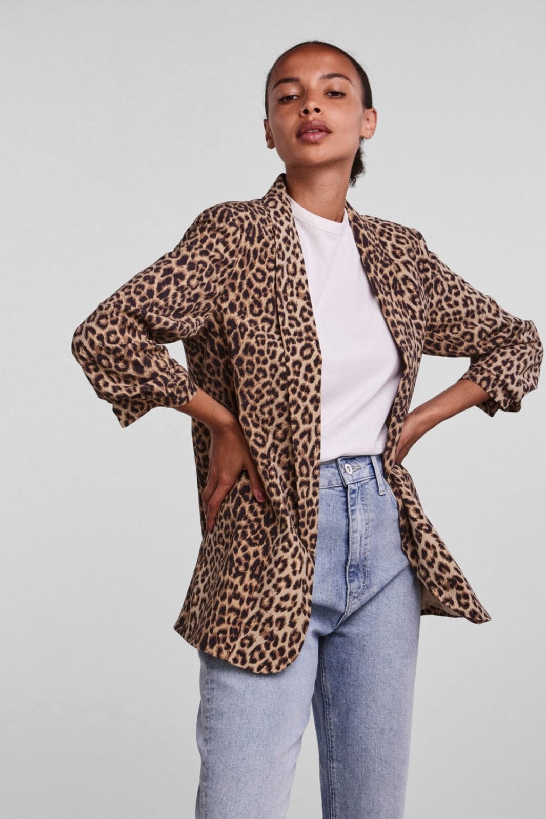 Pieces - Pcbosella 3/4 Printed Blazer - Natural AOP Leo Rabat