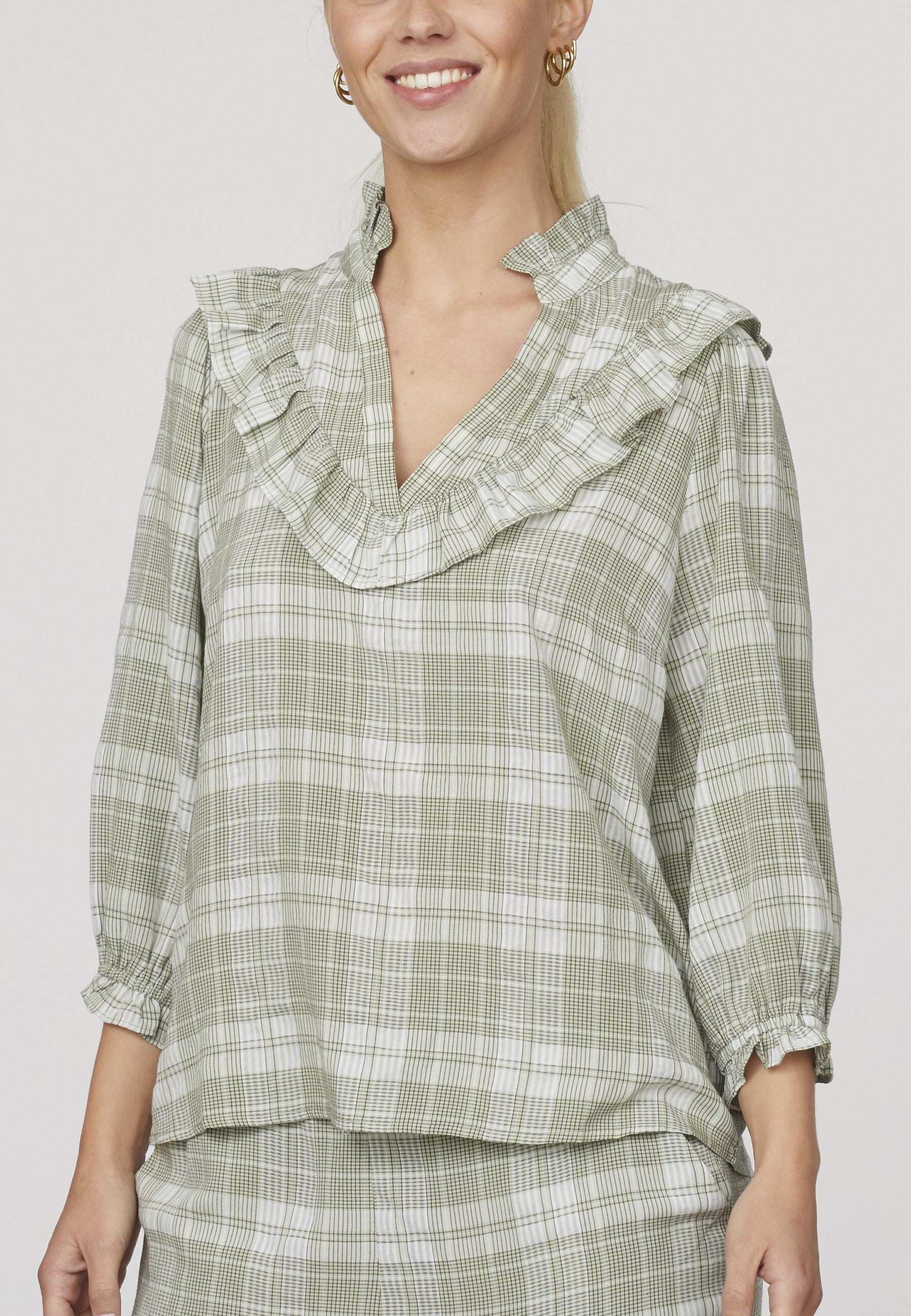 love-divine-love1138-1-800-khaki-check_2.jpg Love & Divine - Love1138-1 - 800 Khaki Check