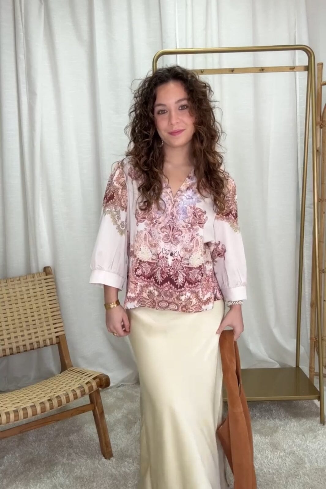 Forudbestilling - Neo Noir - Roselle Artist Paisley Blouse 165558 - 124 - Ivory Hot på udsalg