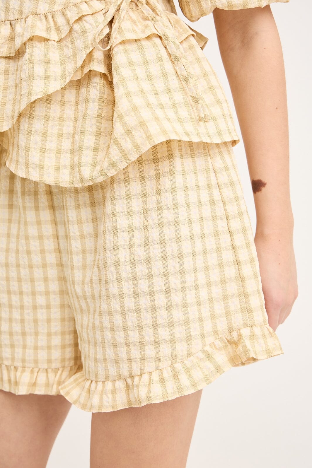 A-View - Aulina Shorts AV6071 - 069 - Pale Yellow på udsalg