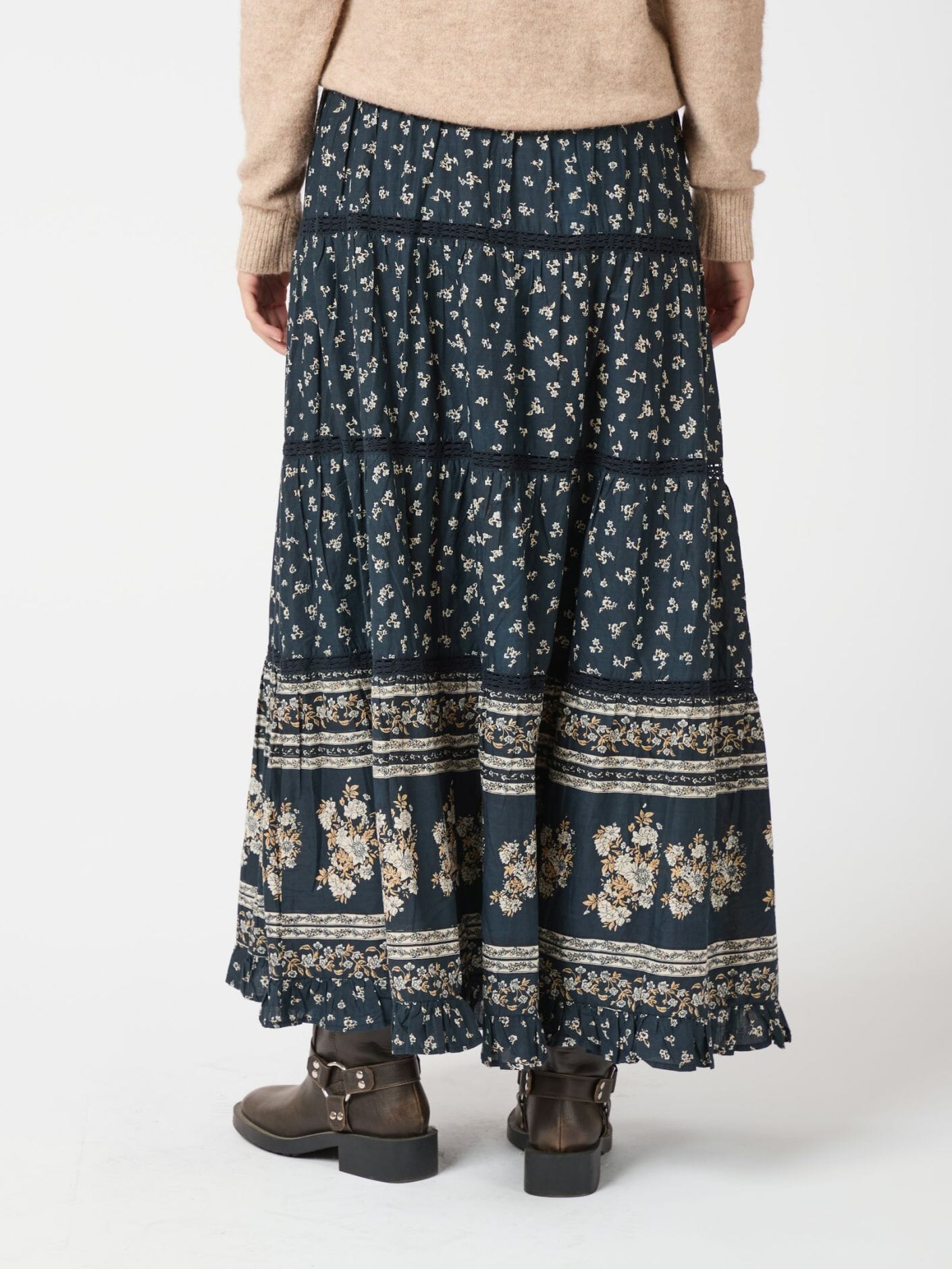 Forudbestilling - Neo Noir - Felicia Mini Border Skirt 162569 - Camel Mode