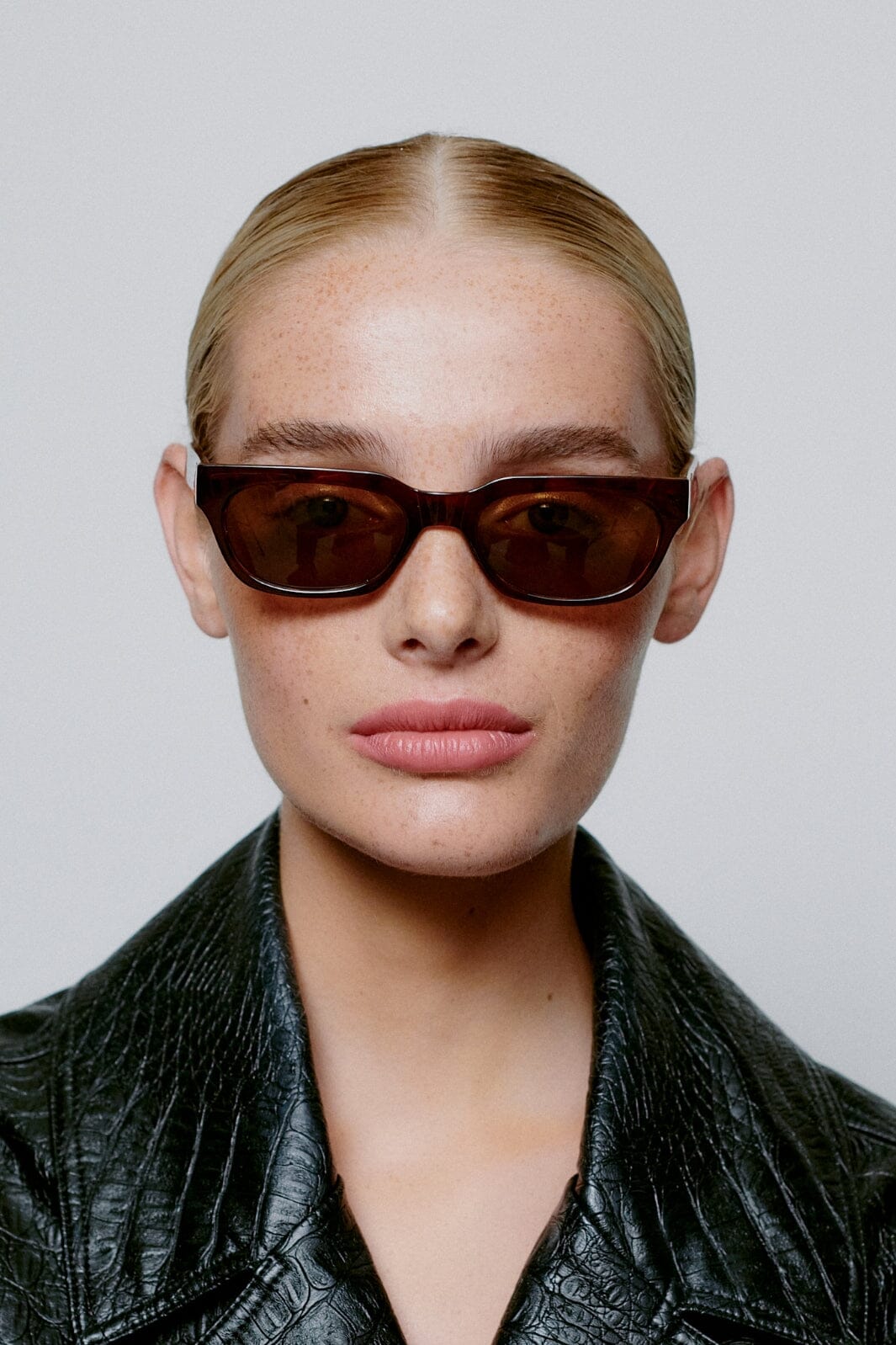 Forudbestilling - A. Kjærbede - Bror - Brown/Demi Light Brown Transparent