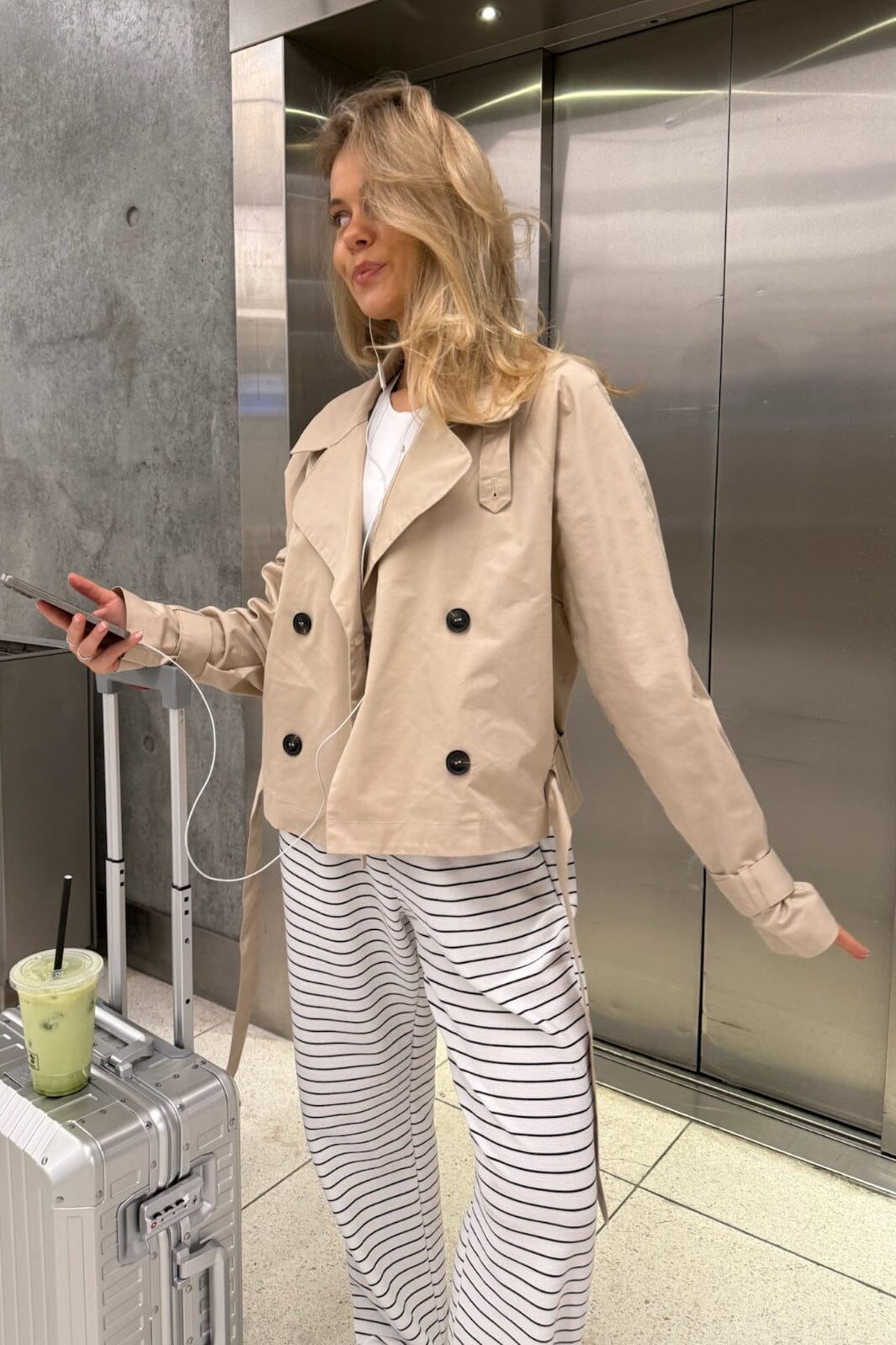 BYIC - Almaic Trenchcoat A2319 - Sand