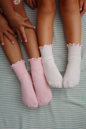 Konges Sløjd - 2 Pack Rib Frill Socks Ks103290 - Rose/off White