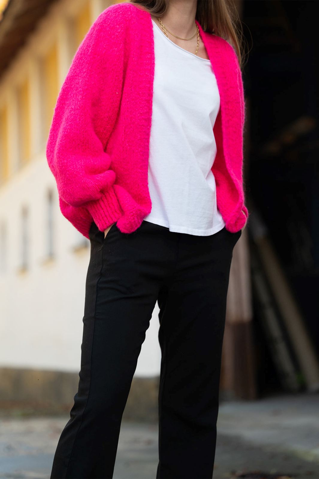 noella-fora-knit-cardigan-poppy-pink_2.jpg Noella - Fora Knit Cardigan - Poppy Pink Hot på udsalg