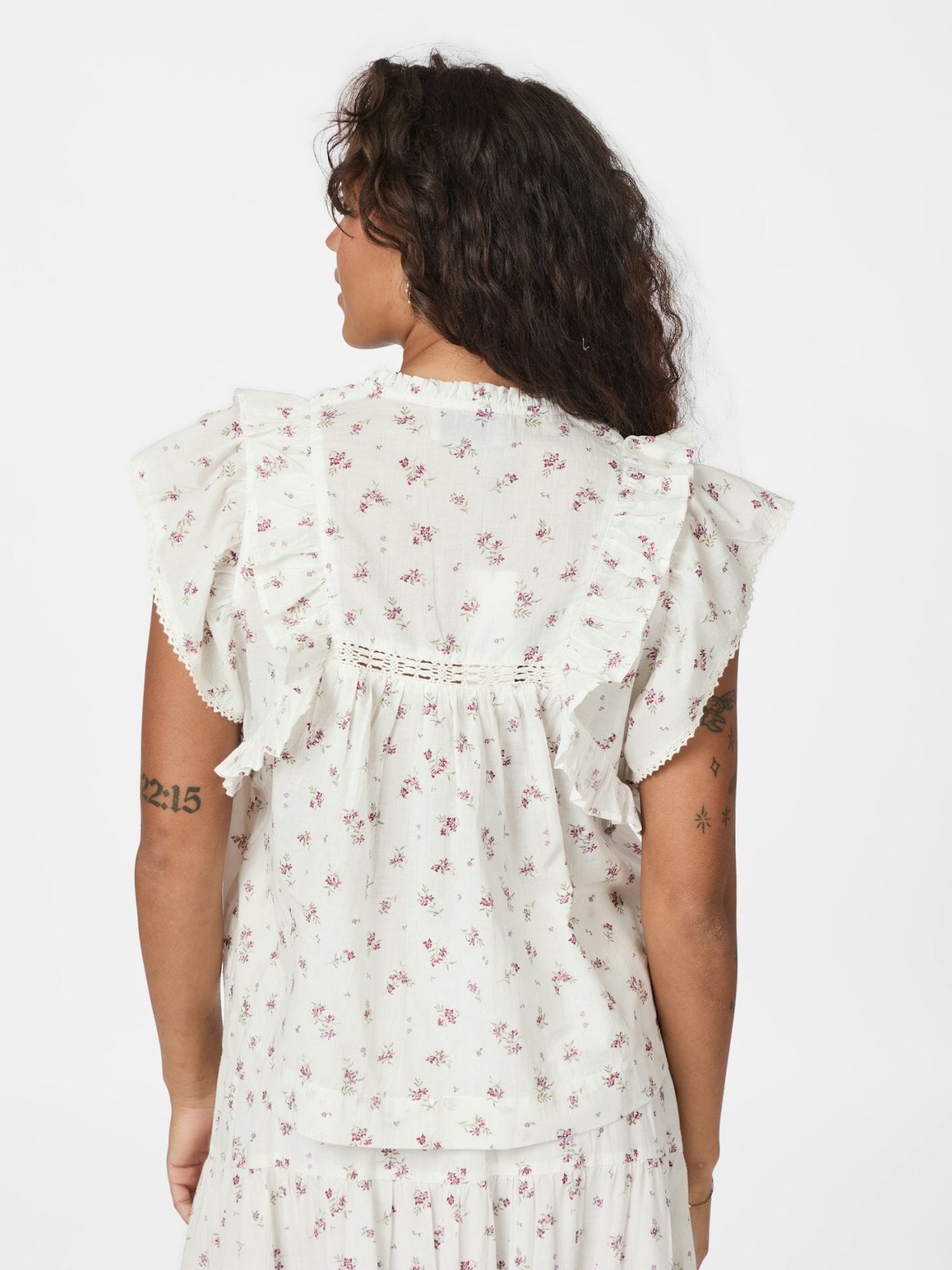 Forudbestilling - Neo Noir - Jayla Small Blossom Top 165648 - 122 - Creme Online nu