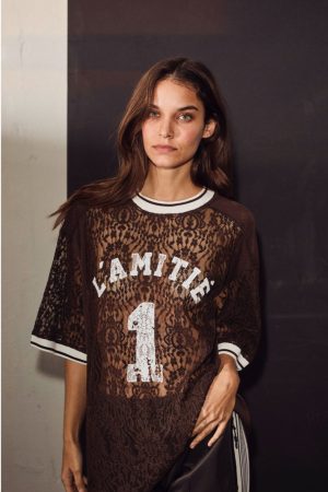 Forudbestilling - Haute L'Amitié - Lace Football Tee HL10001 - Mocca