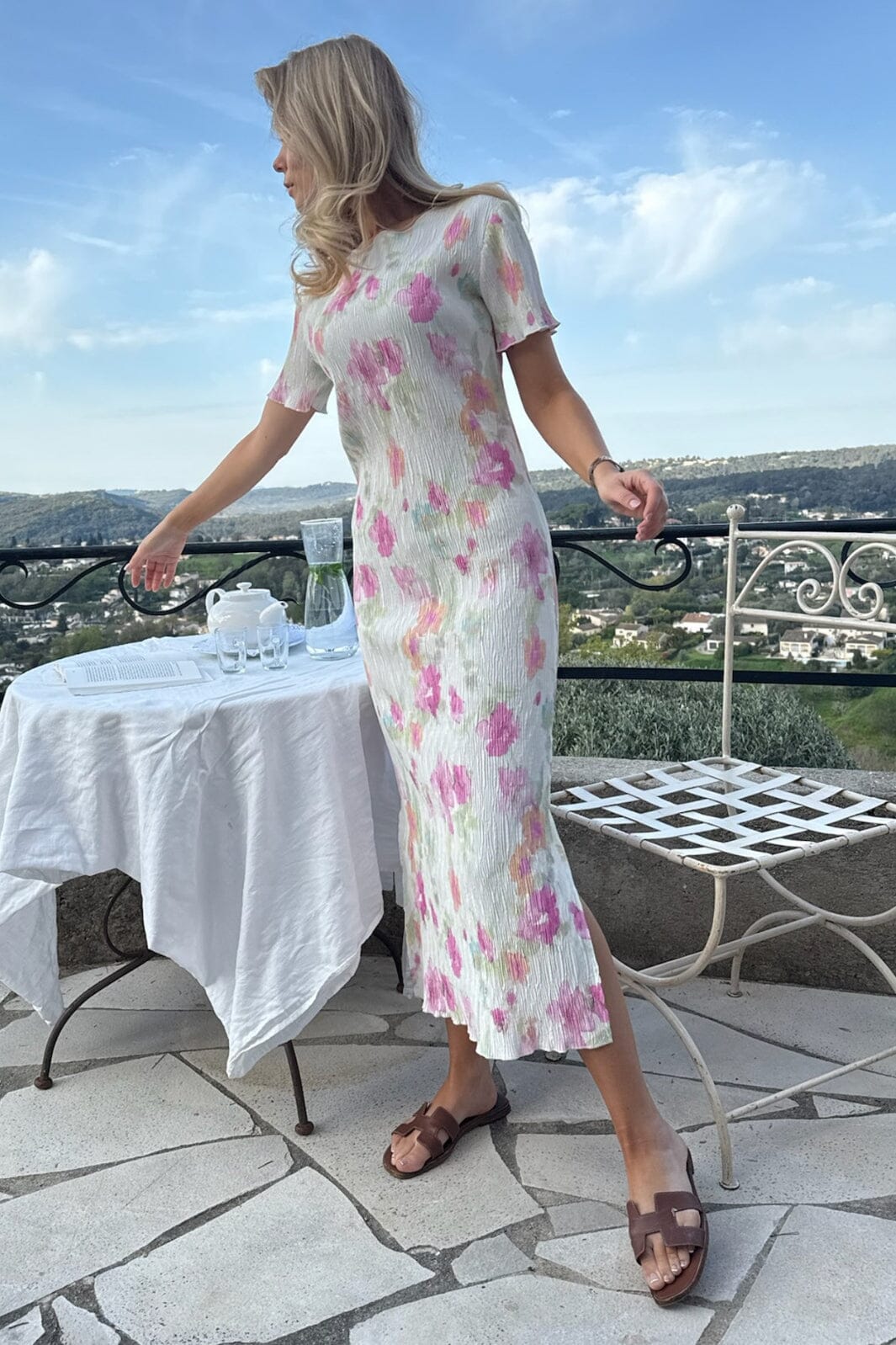 Forudbestilling - BYIC - Odaic Ss Dress A23834 - Pink Flower Blush Print