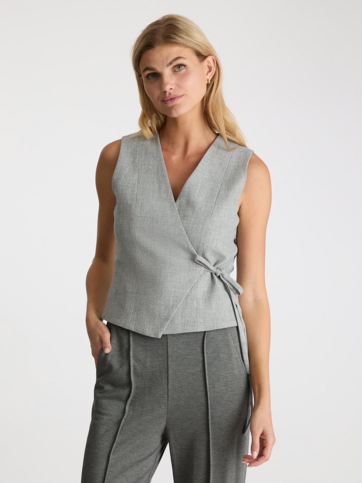 neo-noir-samara-wrap-waistcoat-grey-melange_2.jpg Neo Noir - Samara Wrap Waistcoat - Grey Melange